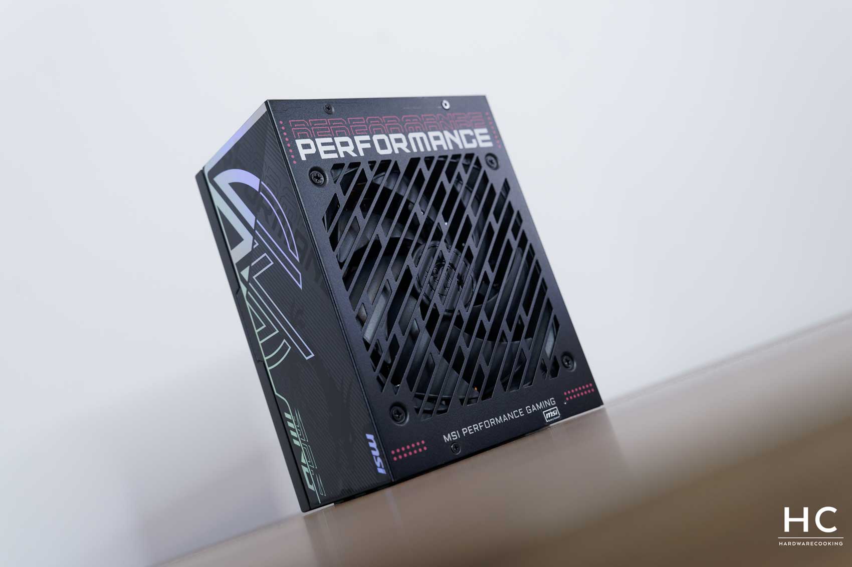 MSI MEG Ai1600TS PCIE5 : l’alimentation 1600 W qui redéfinit le haut de gamme